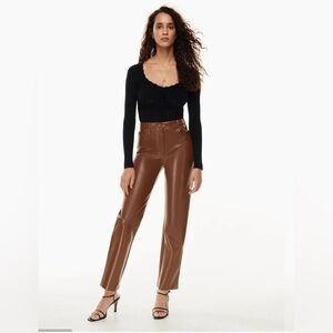 ARITZIA - WILFRED - The Melina Pant in Dark Brown. Darker in person. Size 8